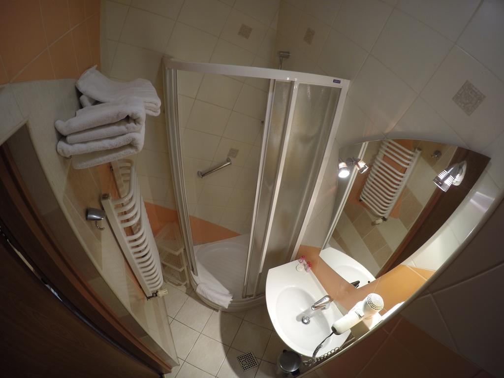 Hotel Saol กรินีซา ดรอยจ์ ภายนอก รูปภาพ